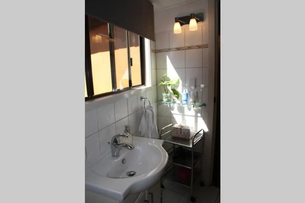 Apartment Karma Cottage Maleny Australia